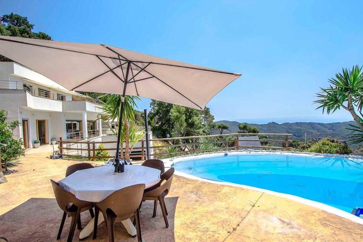 Catalunya Casas Modern Magnificence , Only A Few Km To The Beach! Sant Cebrià de Vallalta Buitenkant foto